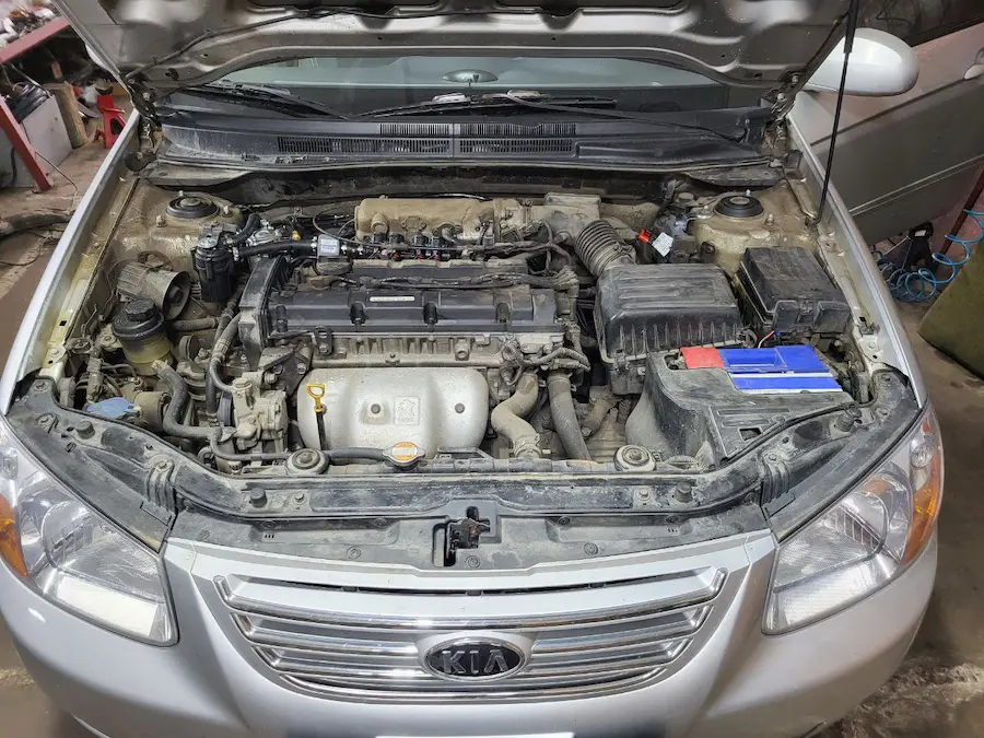 Встановлення ГБО на Kia Cerato ПІД КАПОТОМ